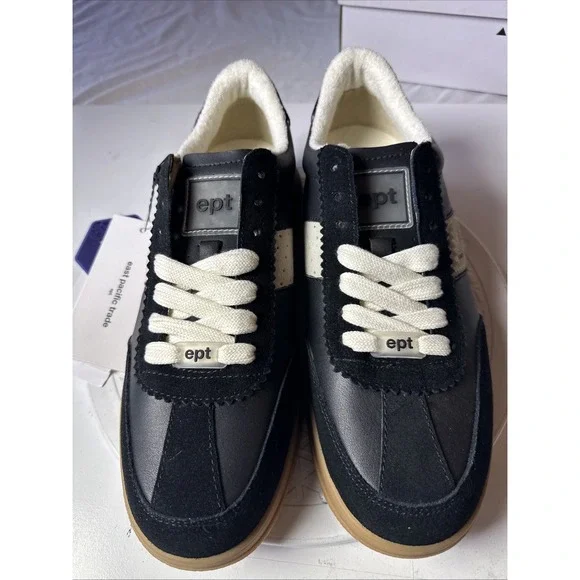 East Pacific Trade Black Santos Black Gum New 12M 45EU (AA) - Picture 3 of 16